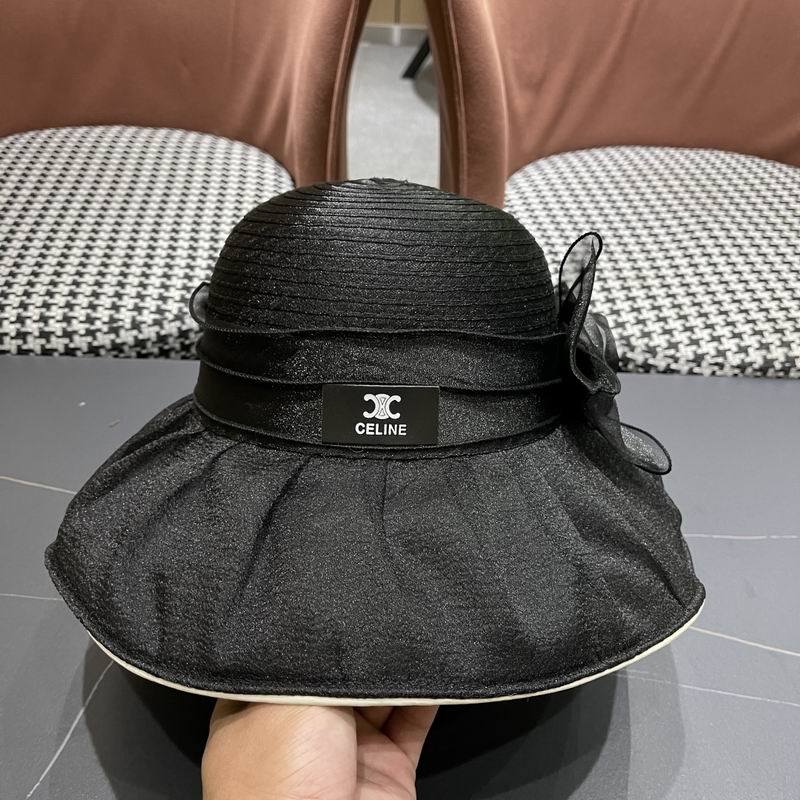 Celine top hat (220)