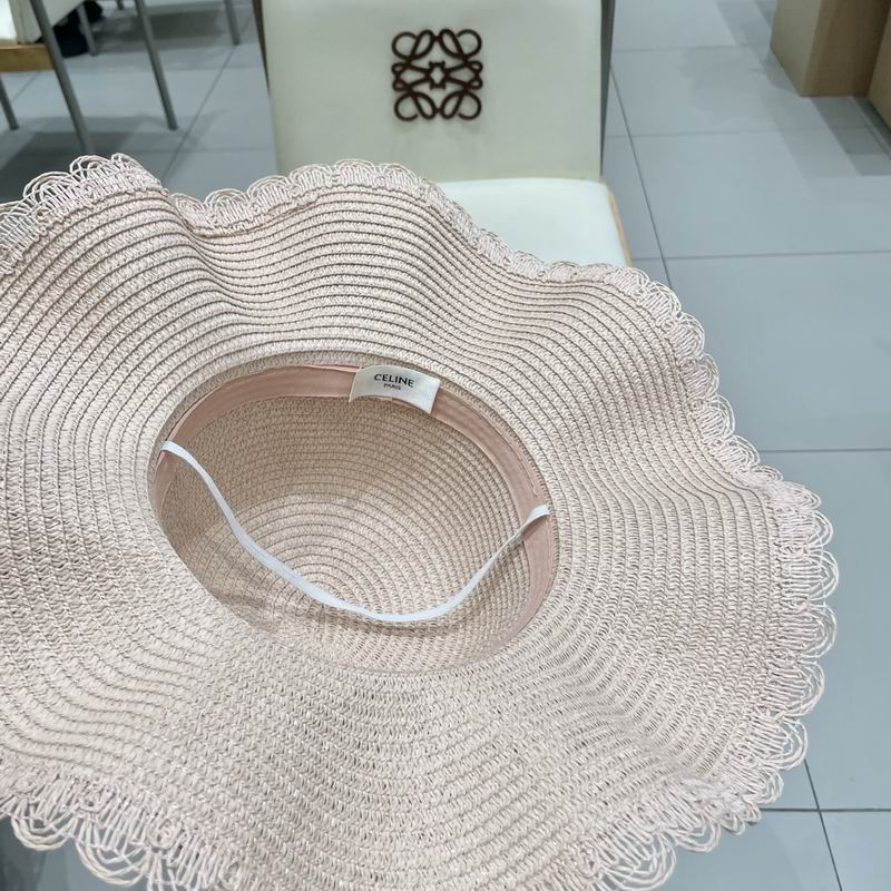 Celine top hat (275)