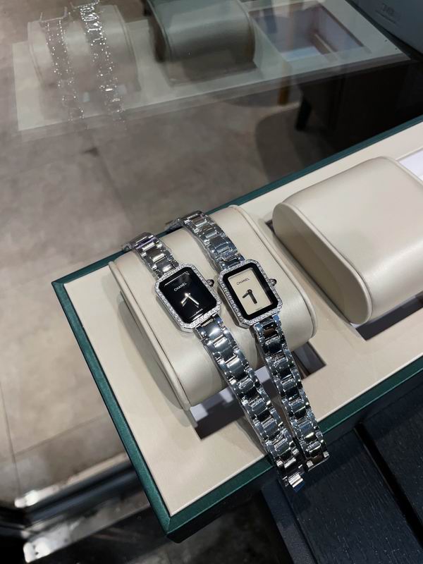 Chanel 21X26mm 17 (8)