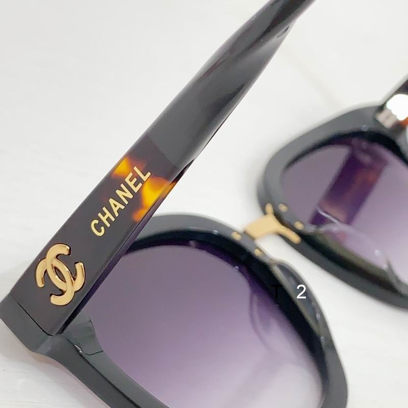 Chanel 5487 63 17 145 b07