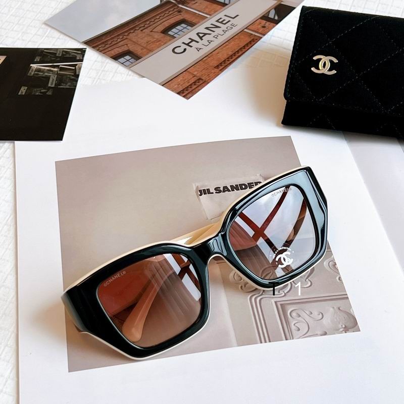 Chanel 6068 51 22-135 a03