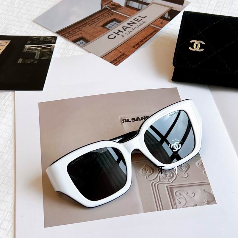 Chanel 6068 51 22-135 a05