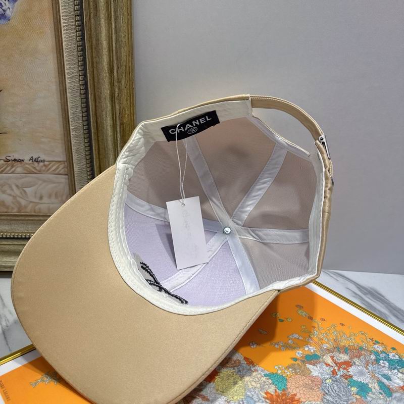 Chanel cap (1)
