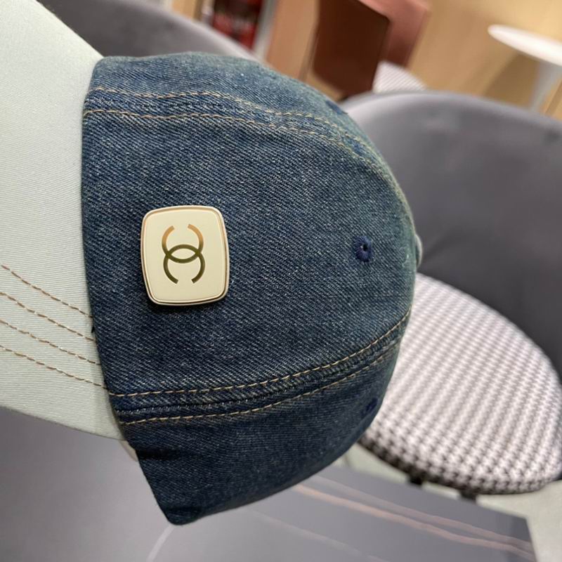 Chanel cap (100)