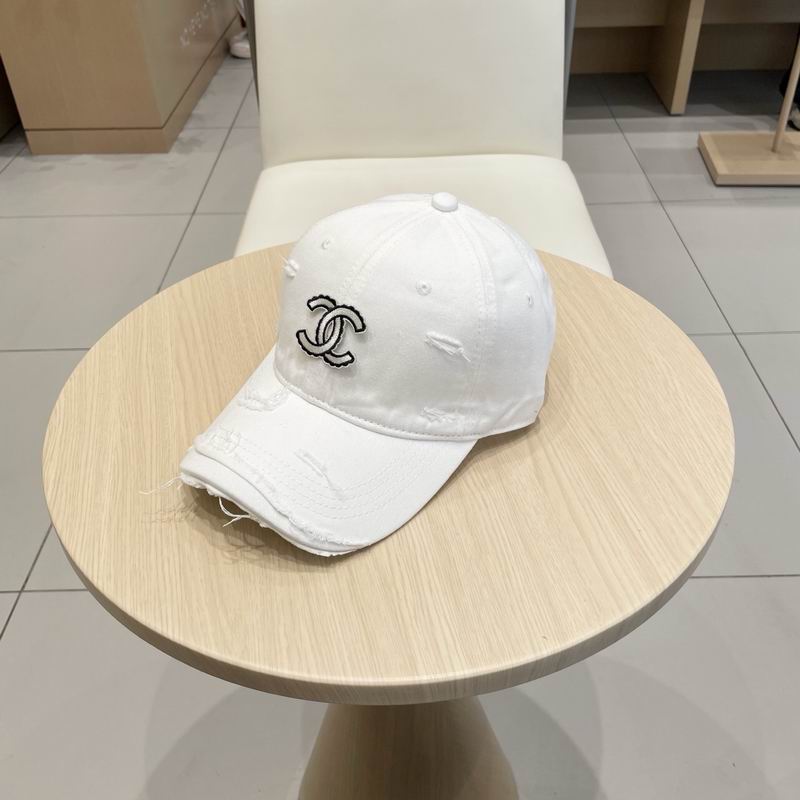 Chanel cap (105)