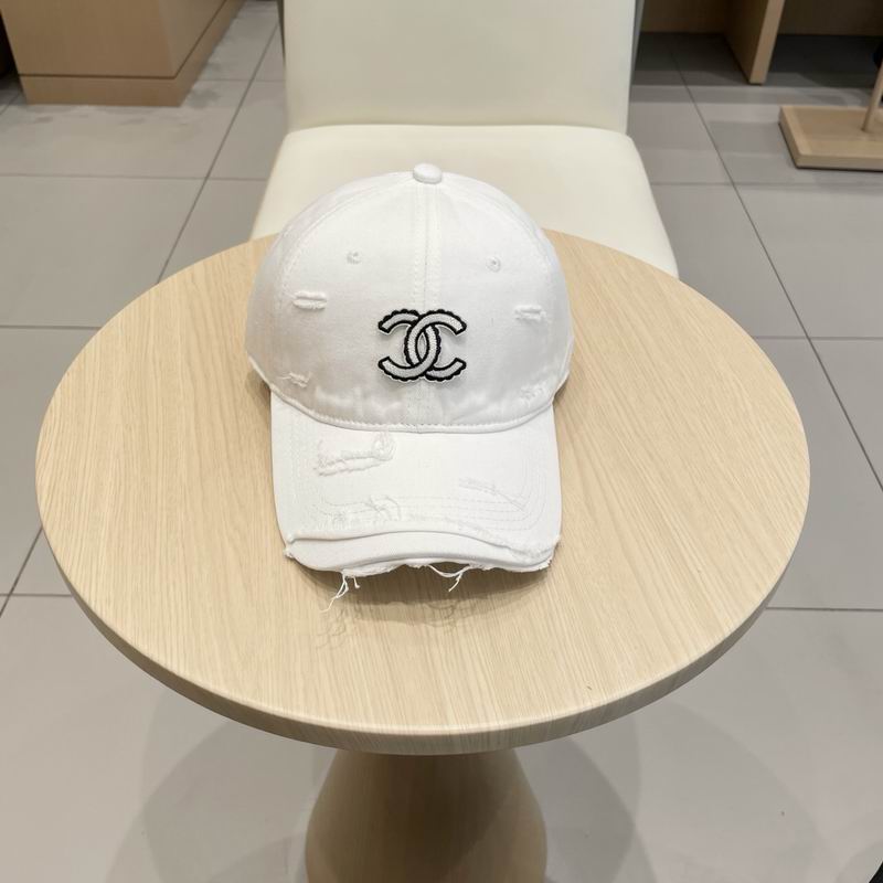 Chanel cap (106)