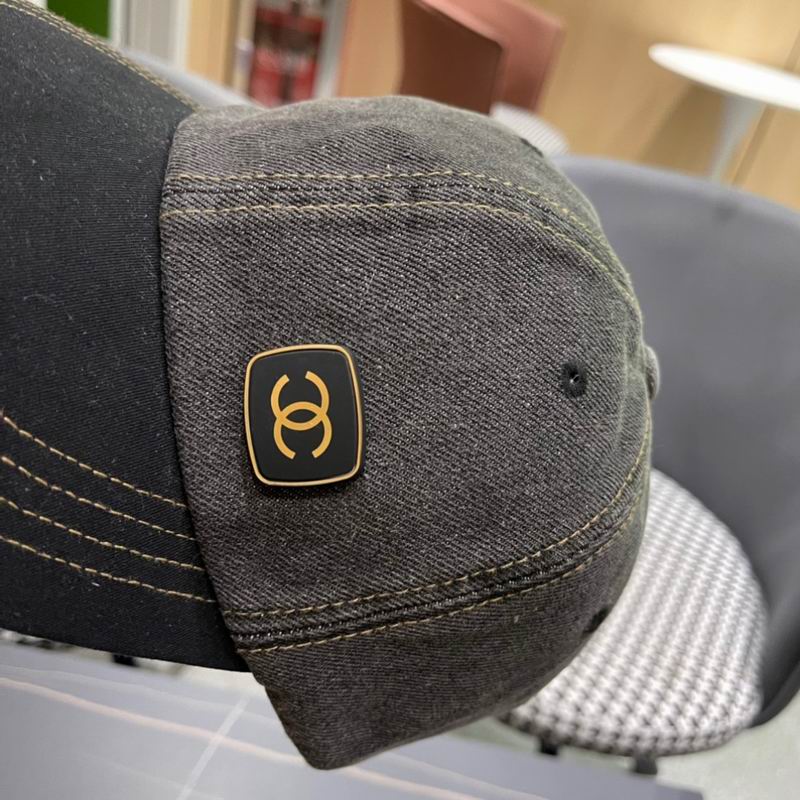 Chanel cap (111)