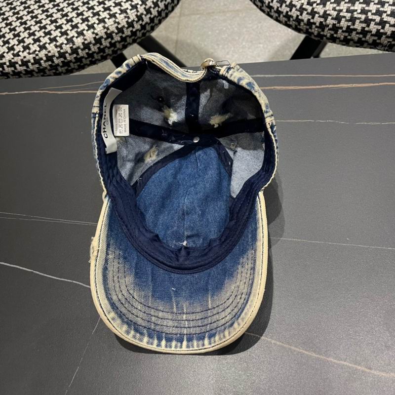 Chanel cap (119)
