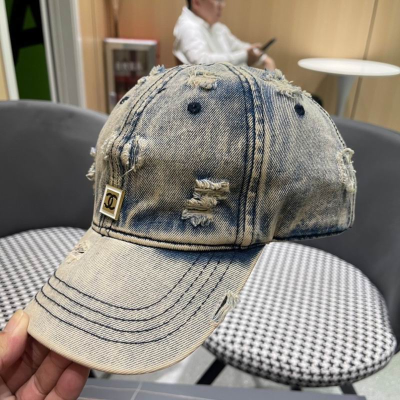 Chanel cap (121)