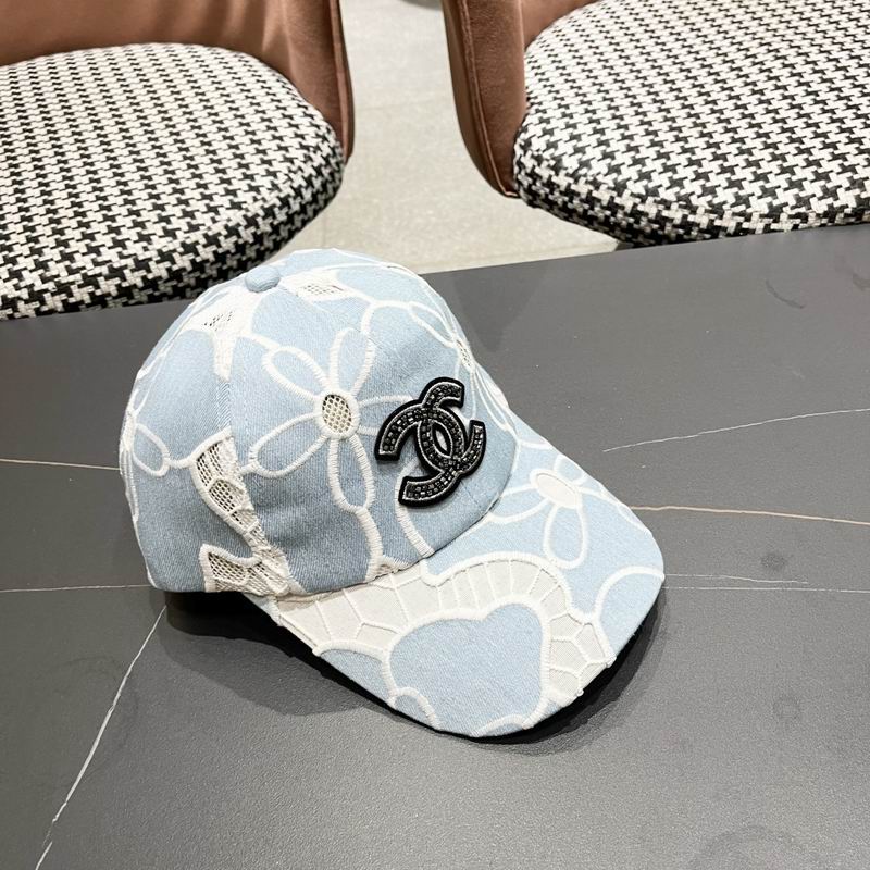 Chanel cap (125)