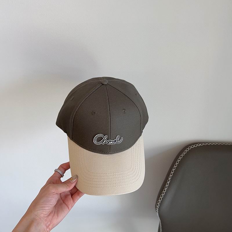 Chanel cap (136)