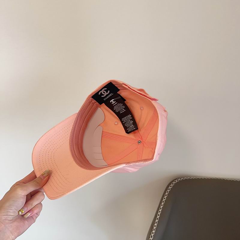 Chanel cap (151)