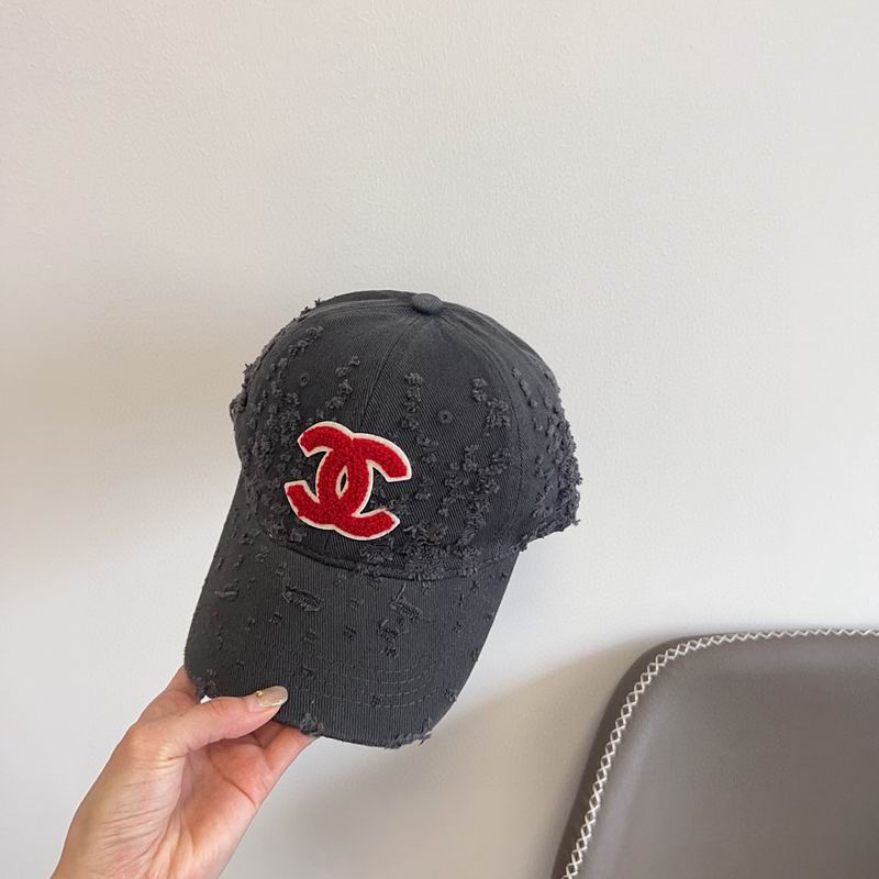 Chanel cap (158)