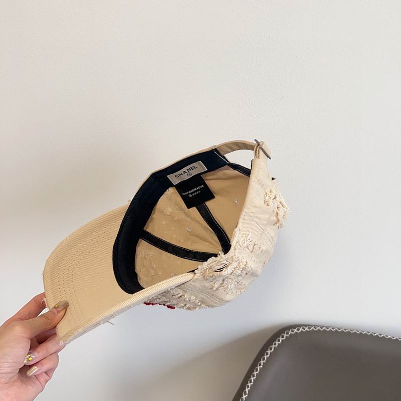 Chanel cap (166)