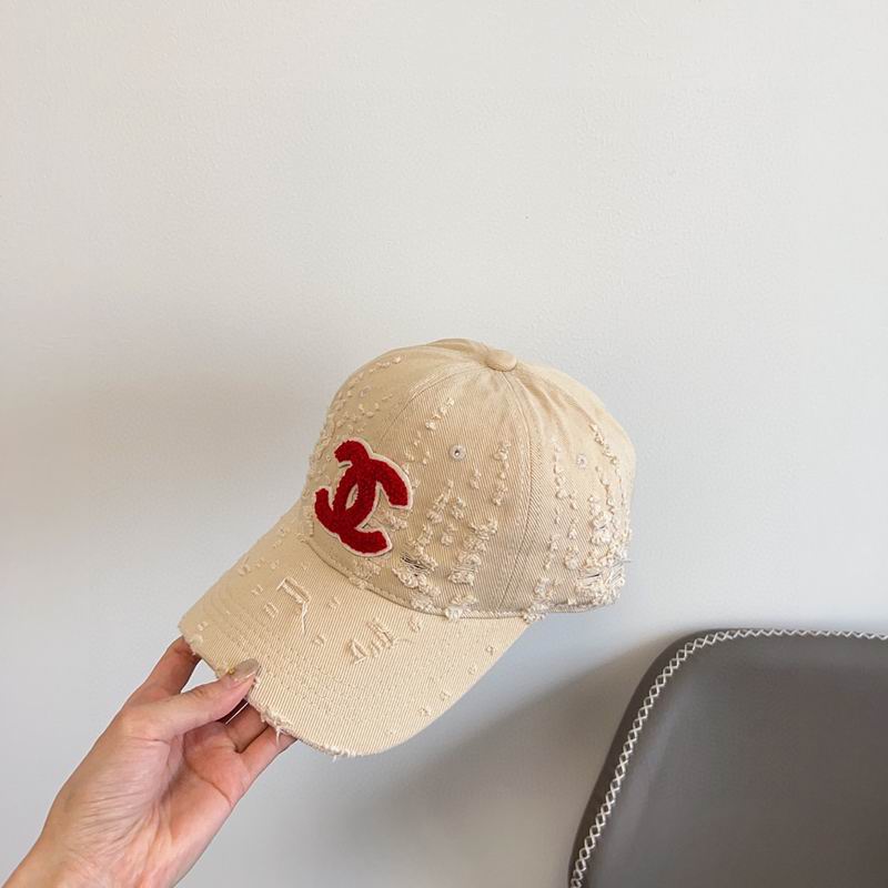 Chanel cap (168)