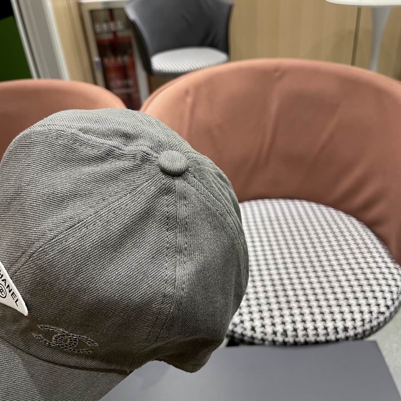Chanel cap (169)