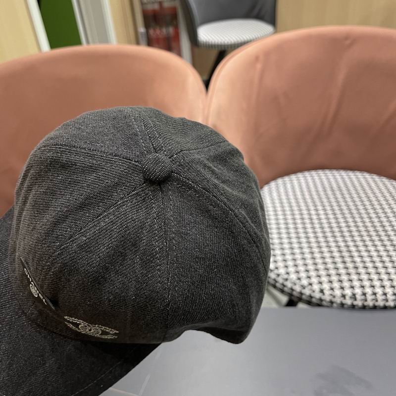 Chanel cap (180)