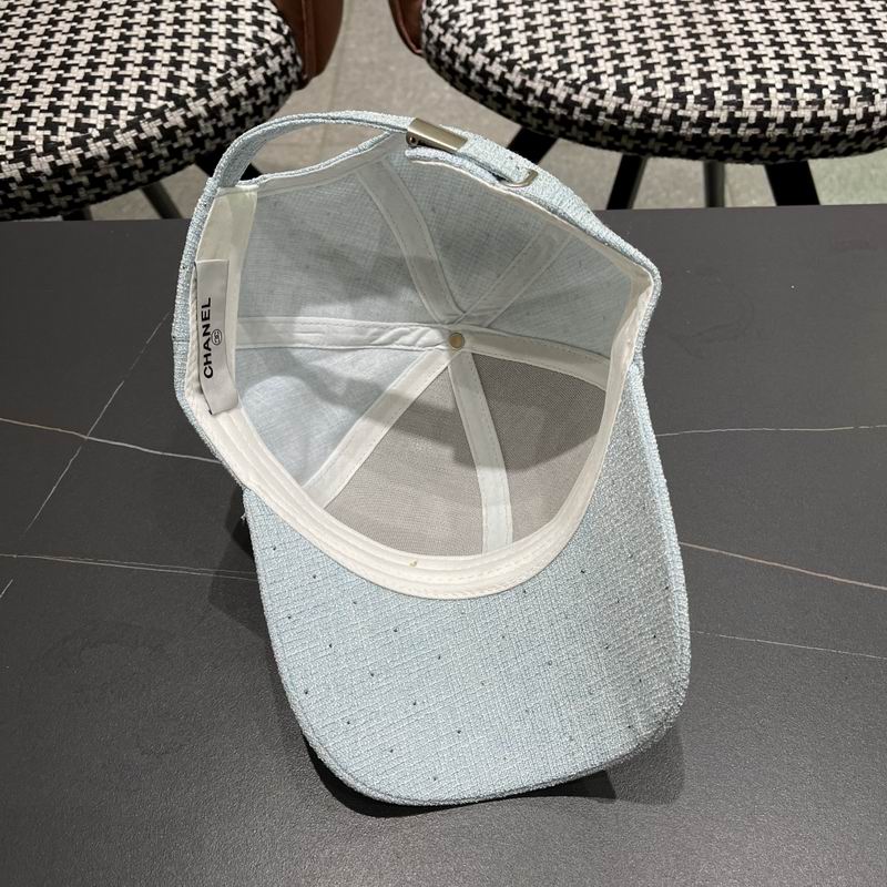 Chanel cap (196)