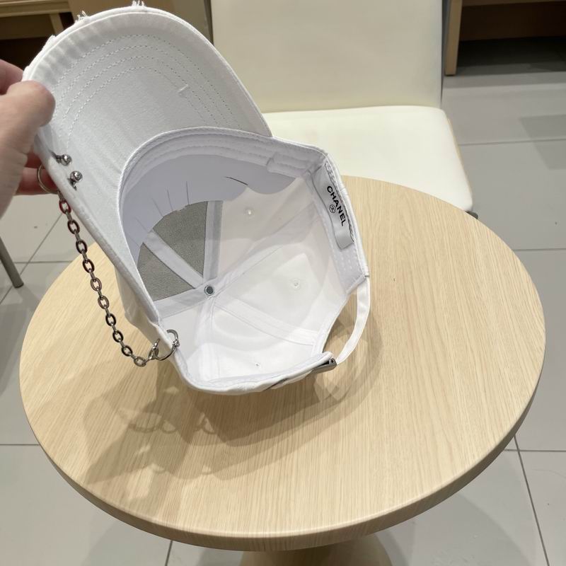 Chanel cap (198)