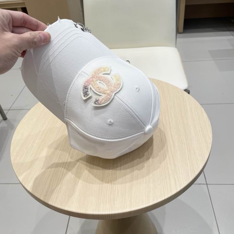 Chanel cap (200)