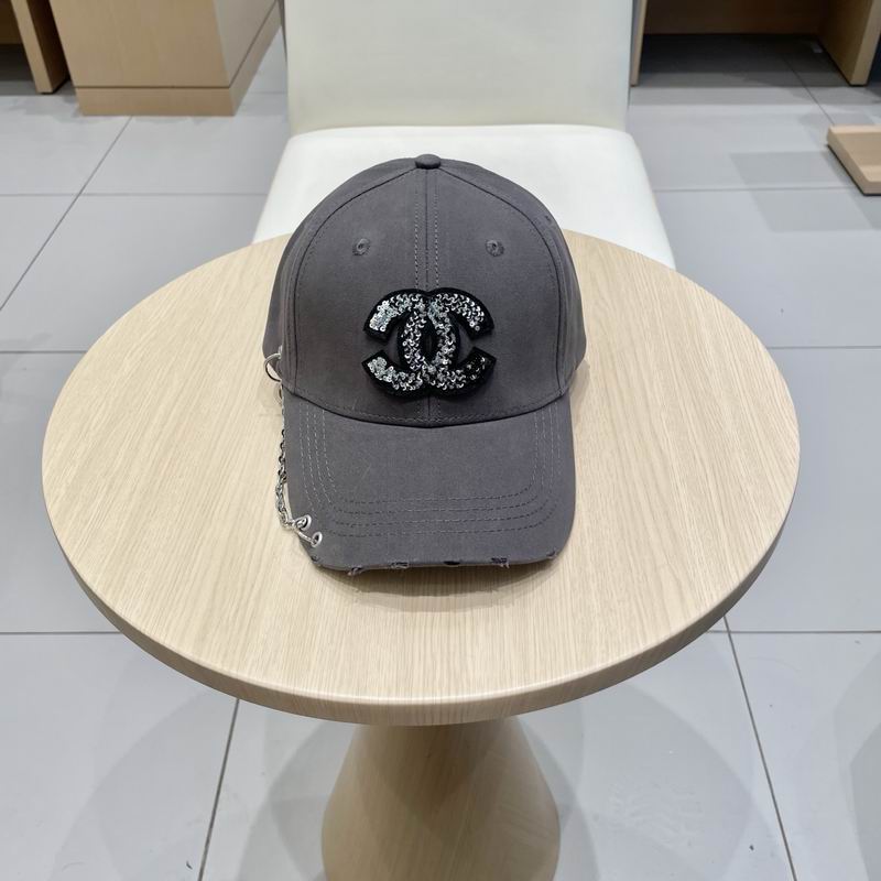 Chanel cap (207)