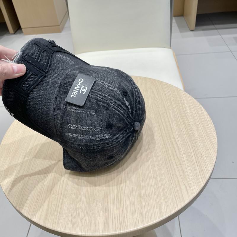 Chanel cap (21)