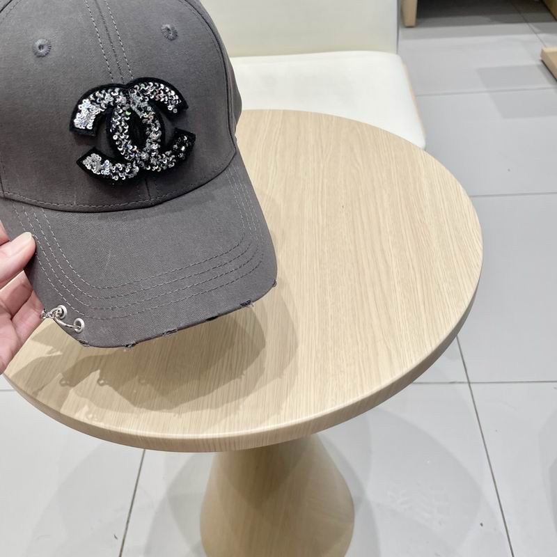 Chanel cap (213)