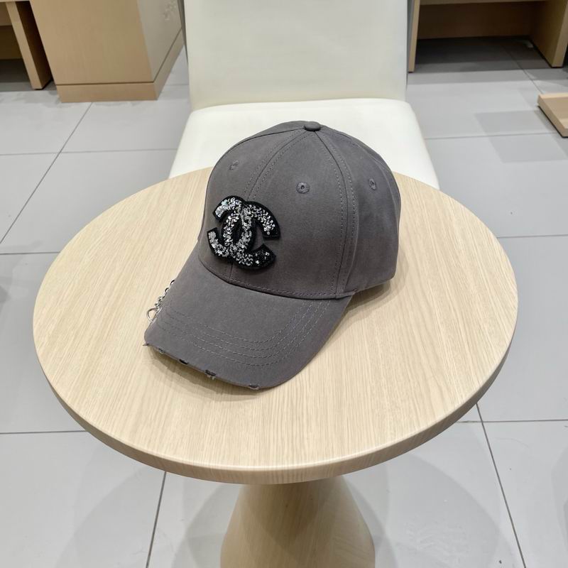 Chanel cap (215)