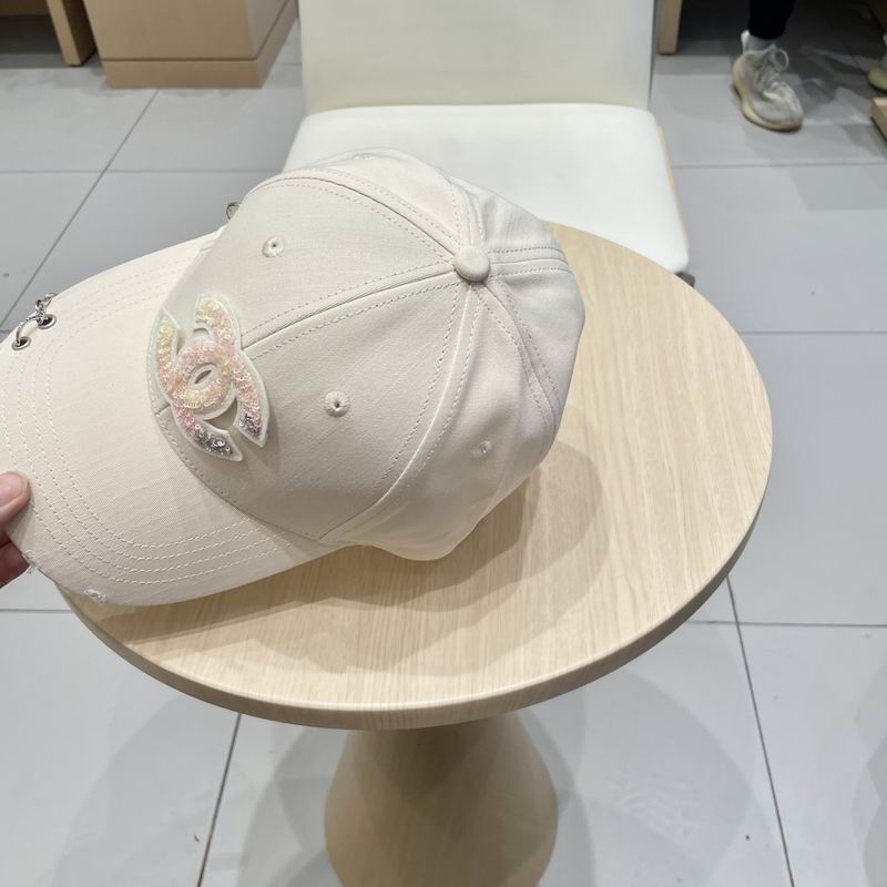 Chanel cap (216)