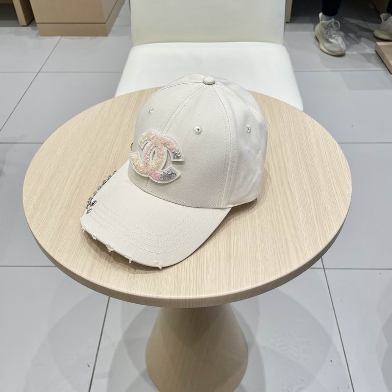 Chanel cap (220)