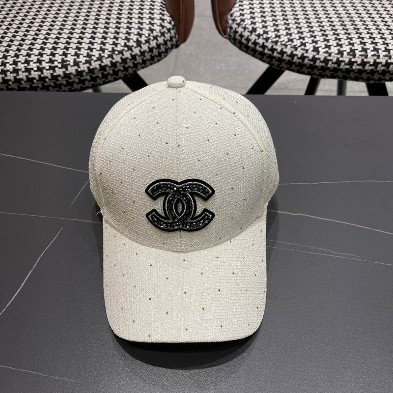 Chanel cap (226)