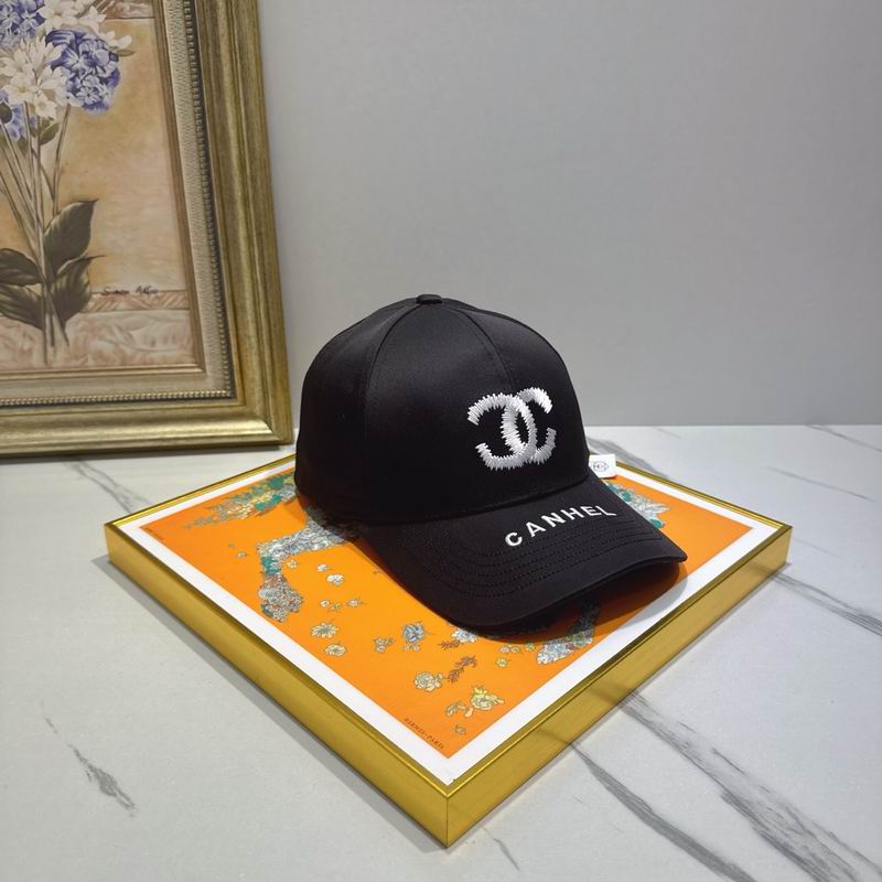 Chanel cap (25)