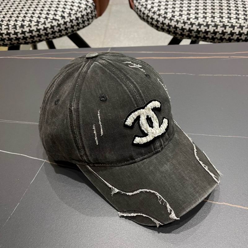 Chanel cap (291)
