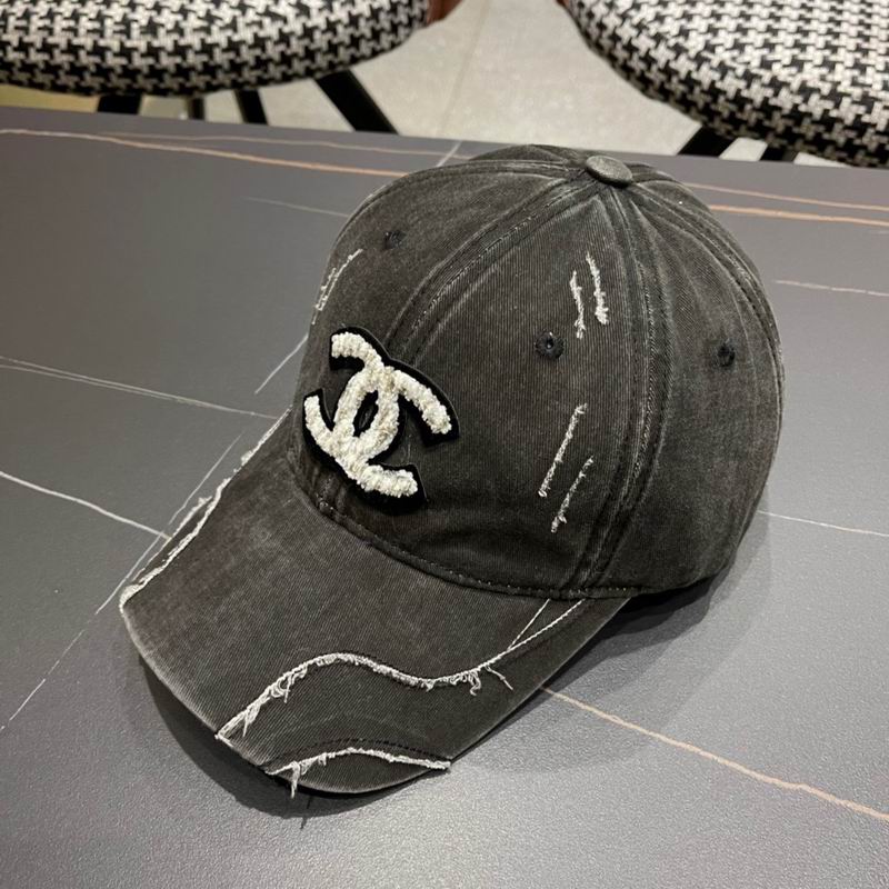 Chanel cap (292)