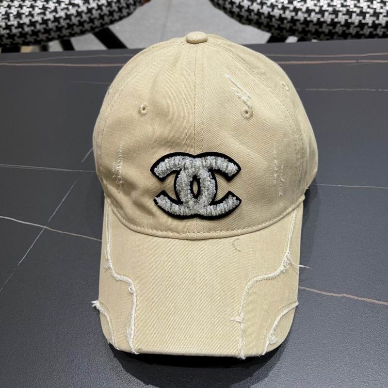 Chanel cap (304)