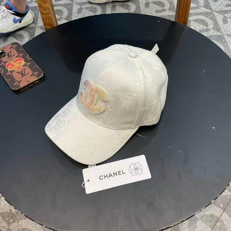 Chanel cap (322)