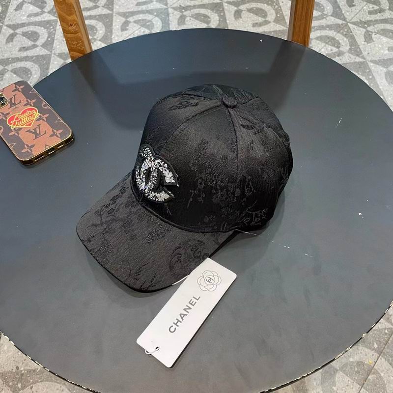 Chanel cap (331)