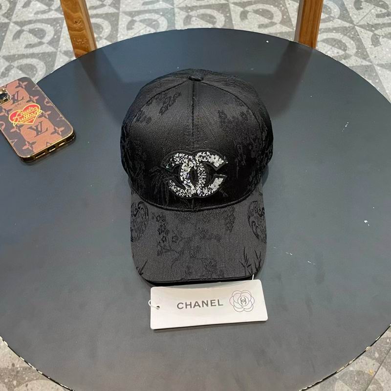 Chanel cap (332)