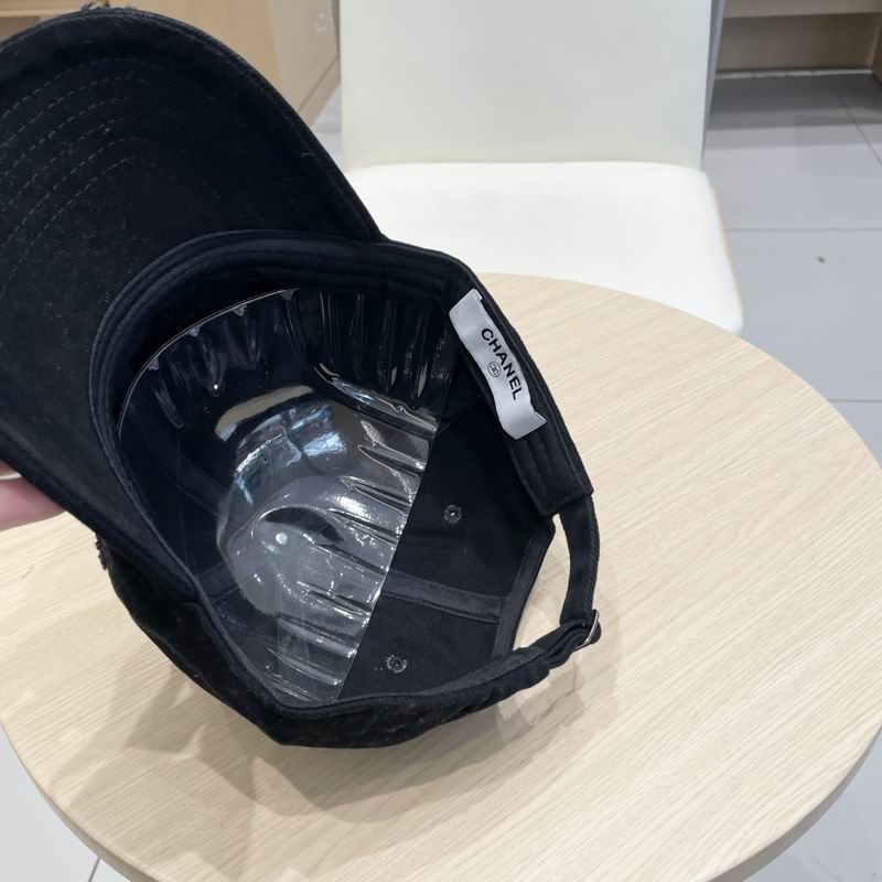 Chanel cap (38)
