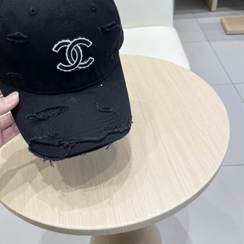 Chanel cap (94)