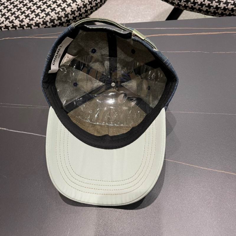 Chanel cap (97)