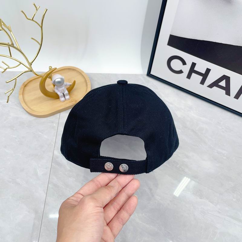 Chanel cap dx (155)
