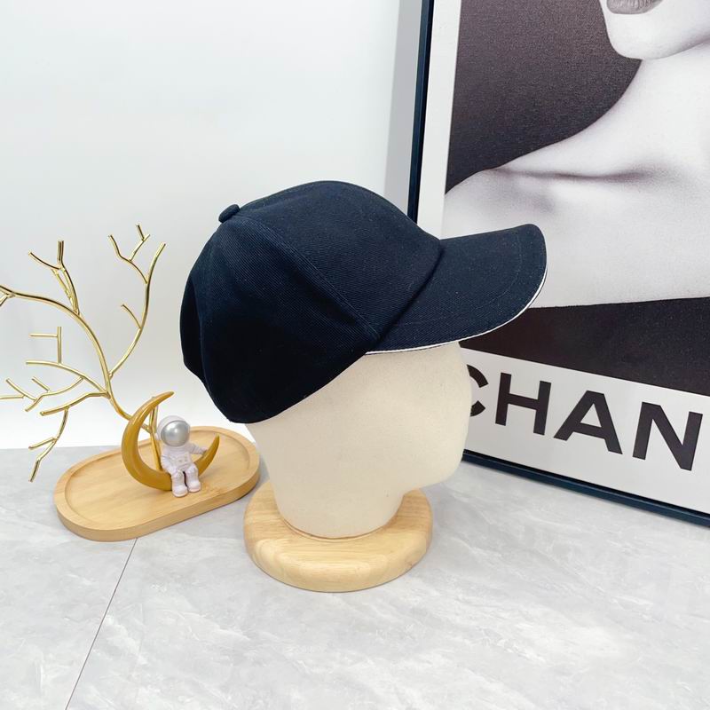 Chanel cap dx (160)
