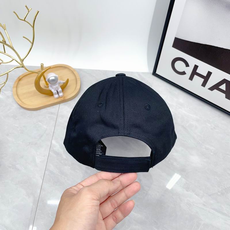 Chanel cap dx (65)