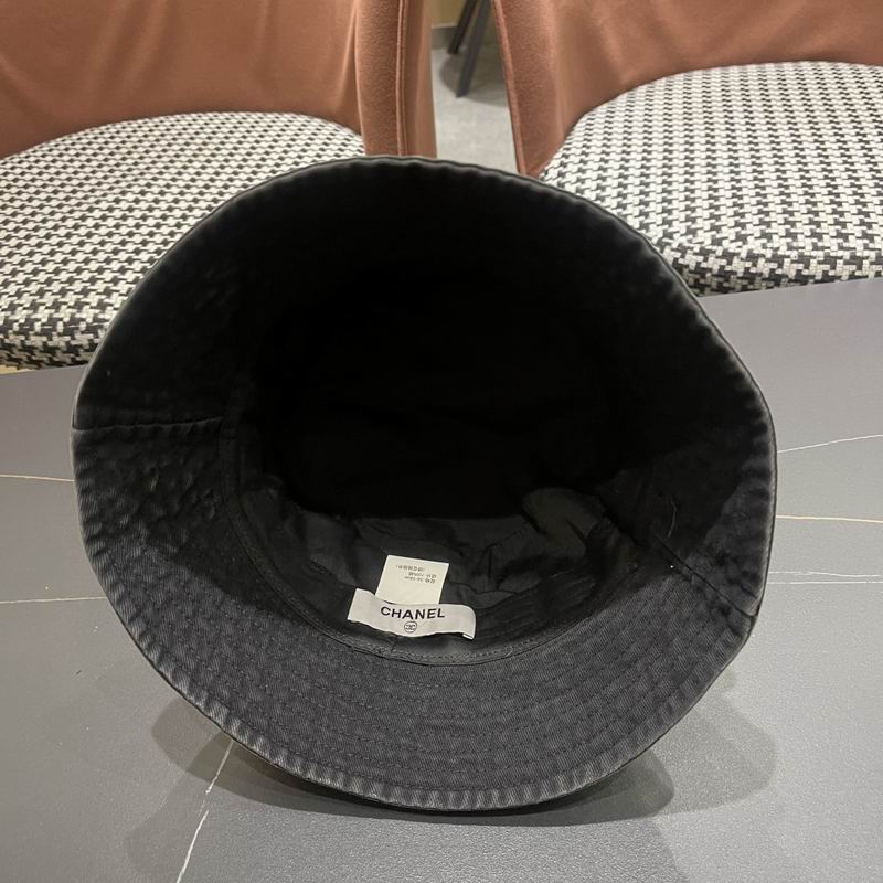 Chanel hat (674)