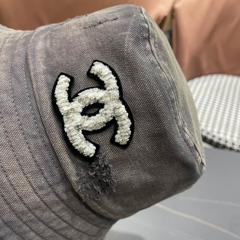Chanel hat (698)