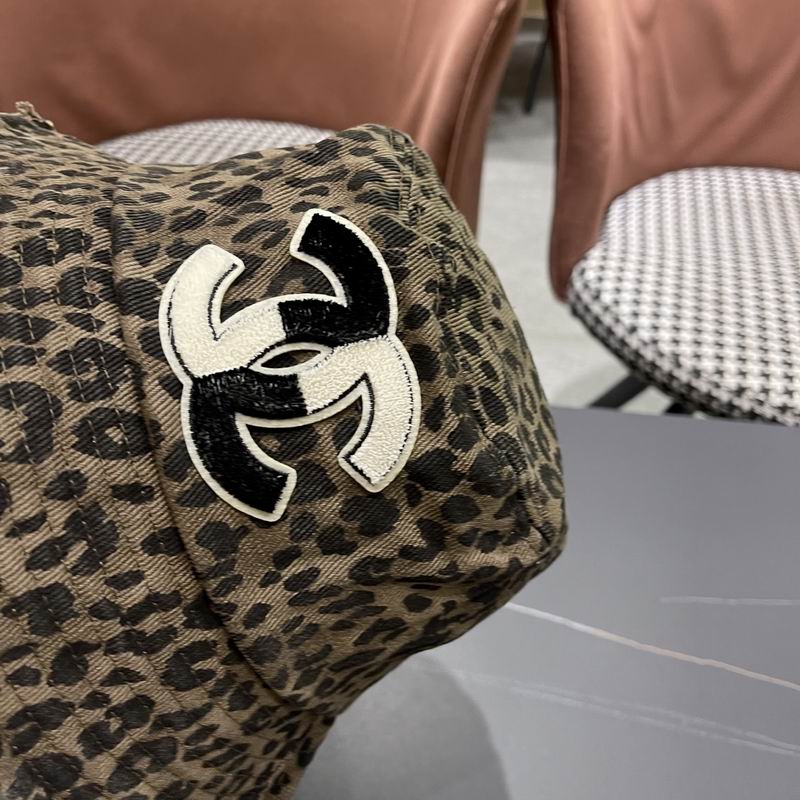 Chanel hat (729)