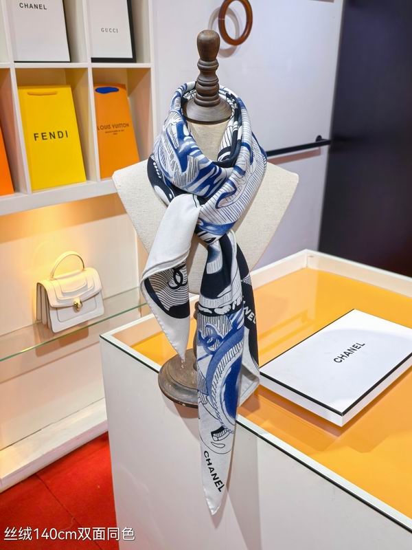 Chanel scarf 140X140cm 70%羊绒30%真丝 E150 (1)