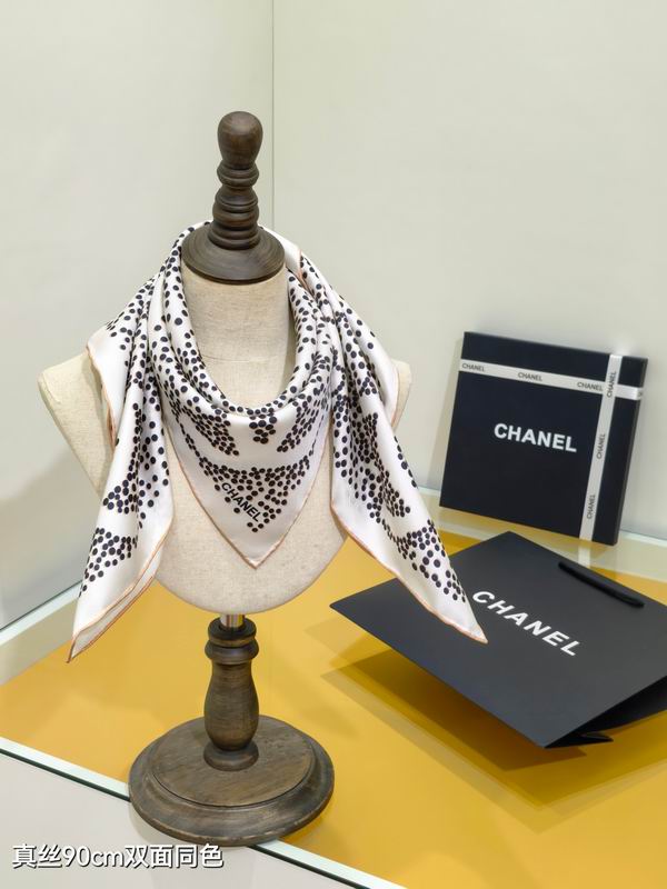 Chanel silk Scarf 90X90cm E158 (3)