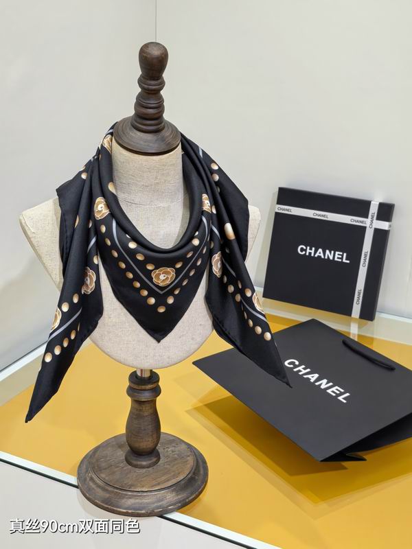 Chanel silk Scarf 90X90cm E160 (12)
